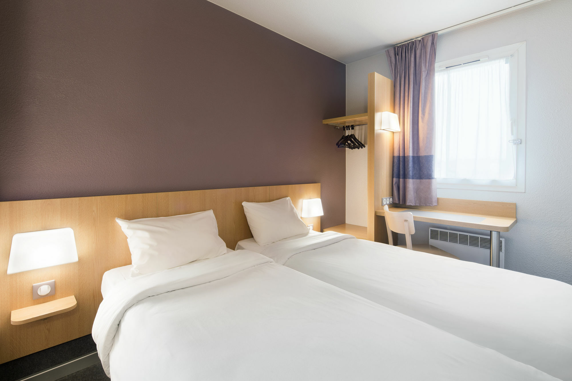 Hotel Inn Design Montluçon מראה חיצוני תמונה